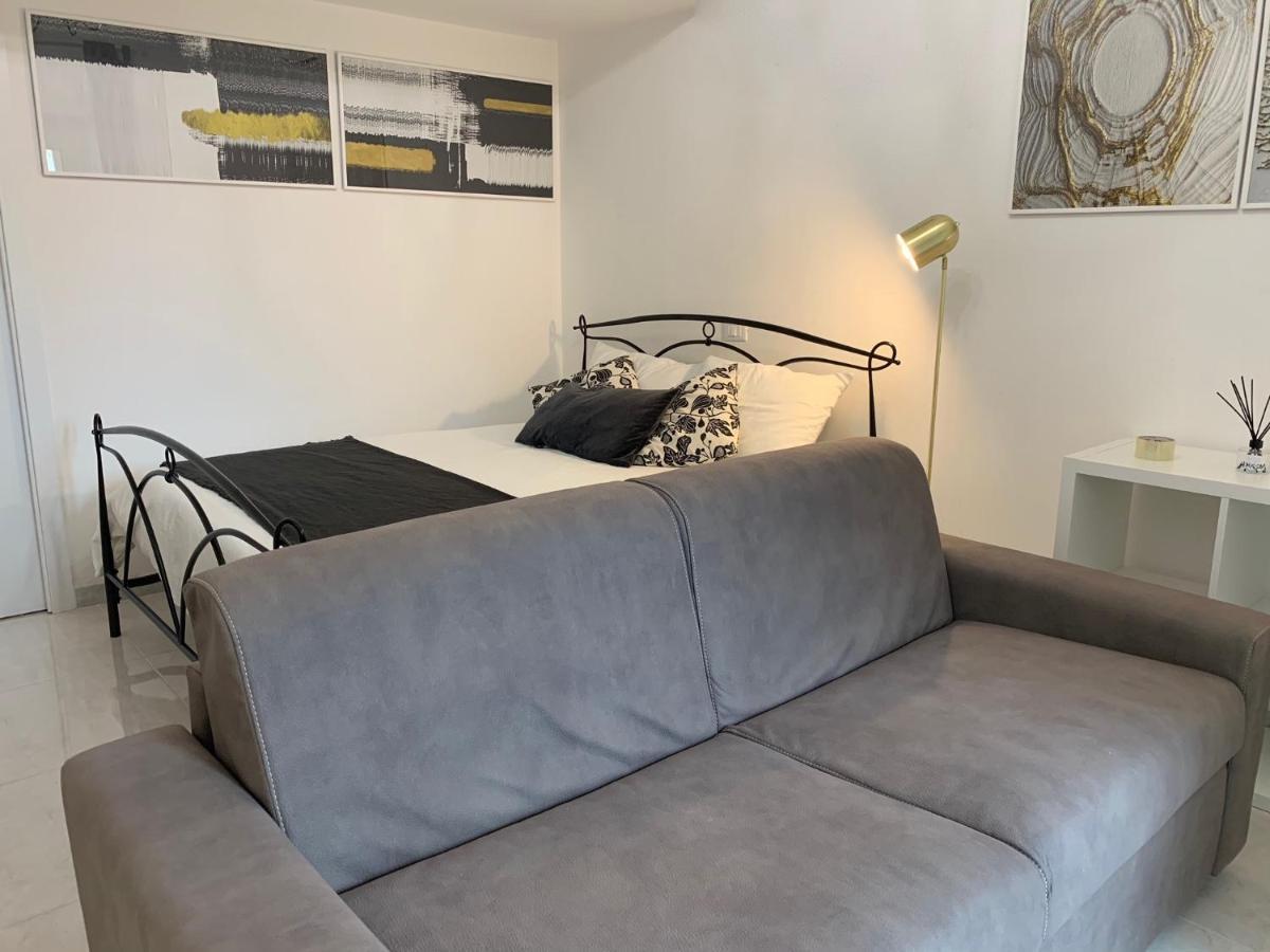 Luxury Apartment In Rome Countryside - Francigena Кампаняно ди Рома Екстериор снимка